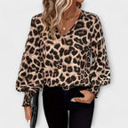 Line - Stilfull bluse med leopardmønster