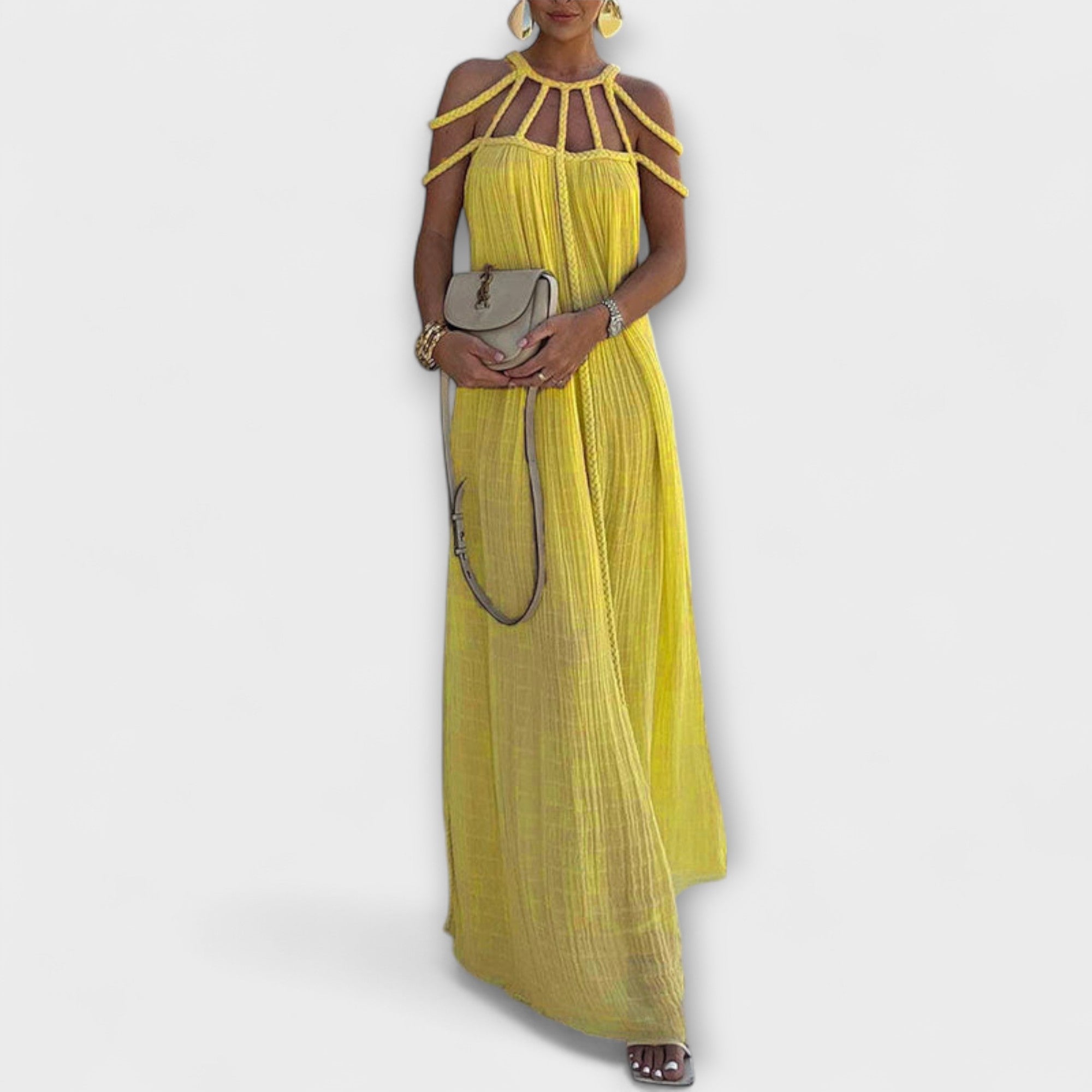 Bodil - Beige lang kjole med draperte fletter