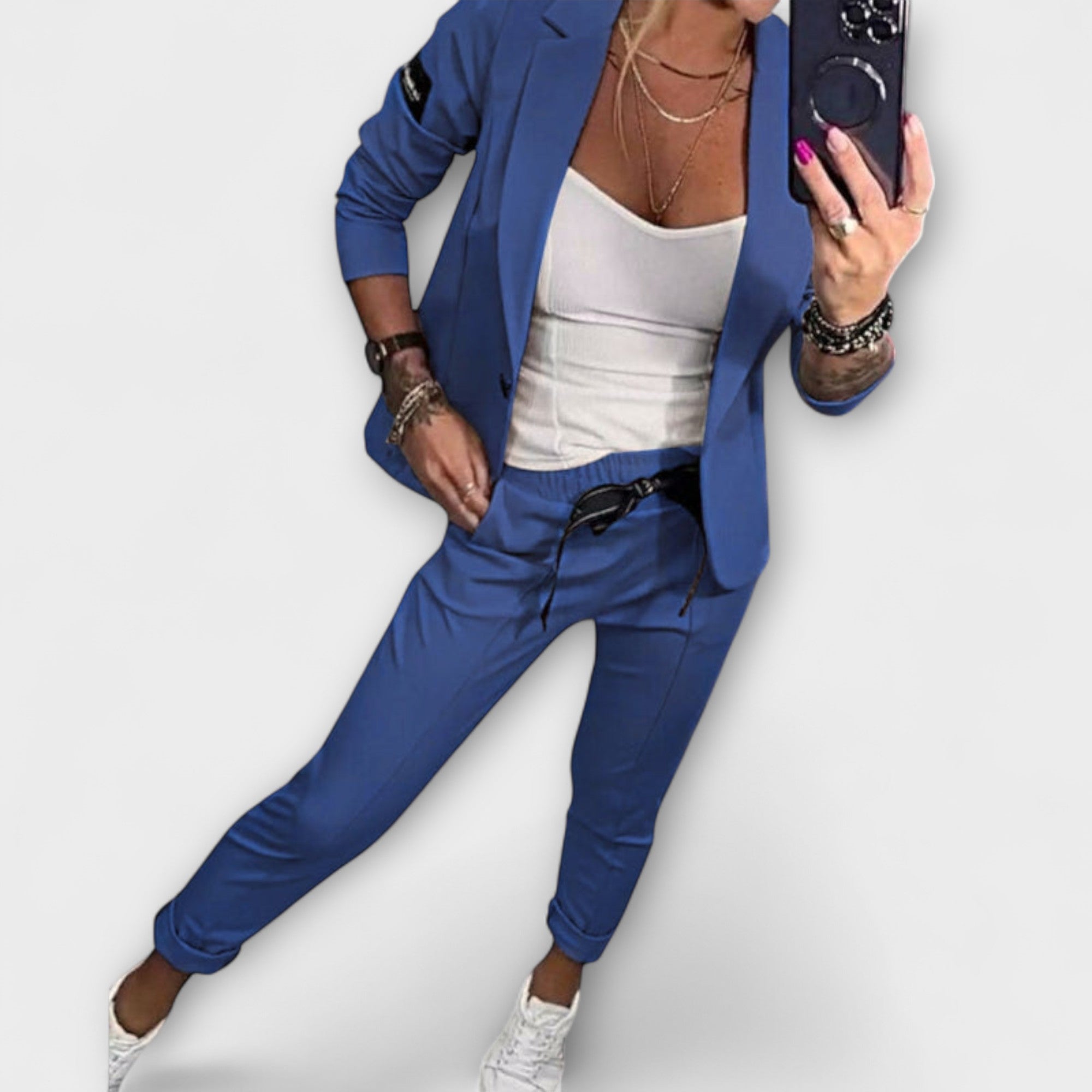 Herborg - Beige sett med topp, blazer og bukser