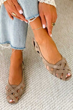 Tone - Livlige flettede sommersandaler