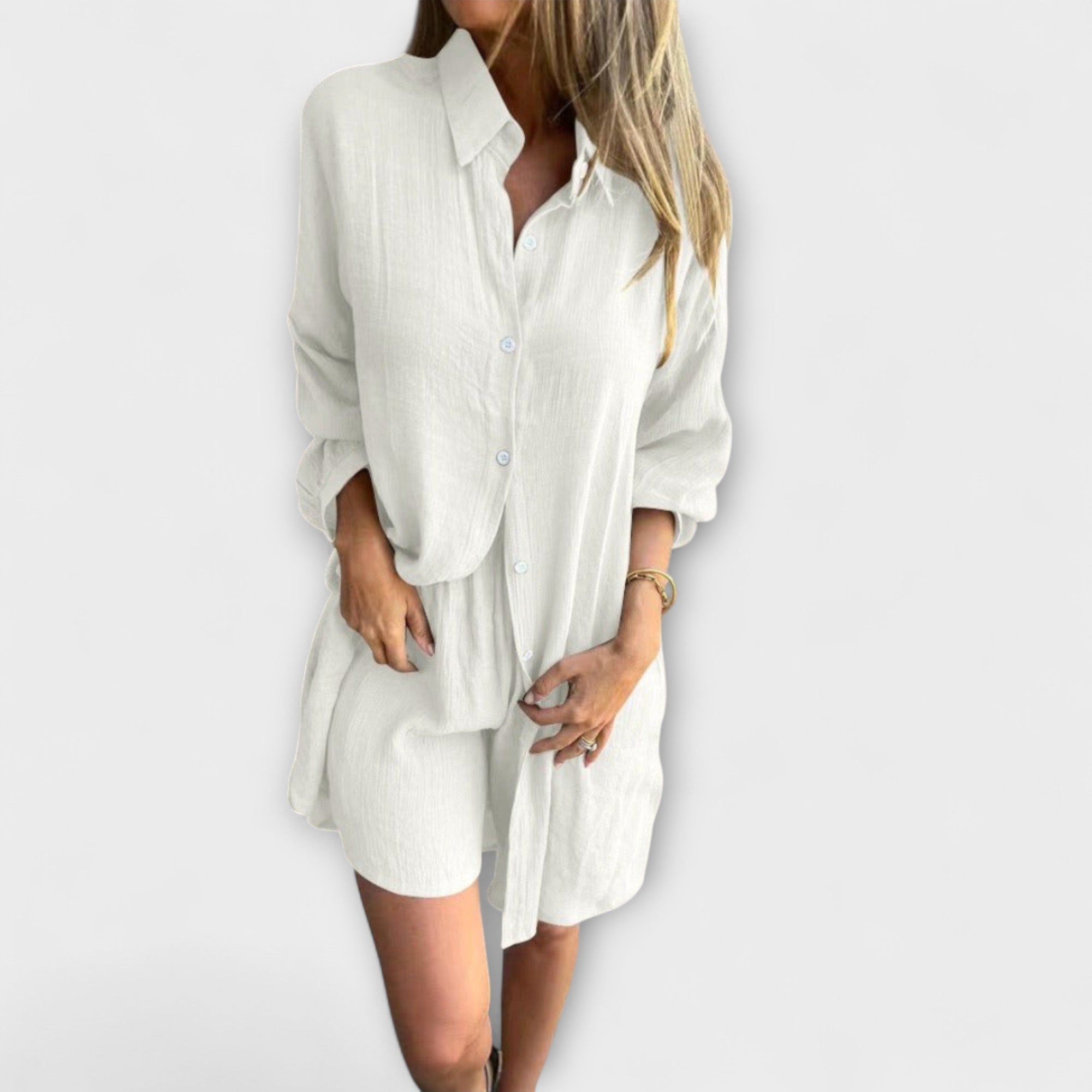 Jenny - Grått sett med bluse og shorts