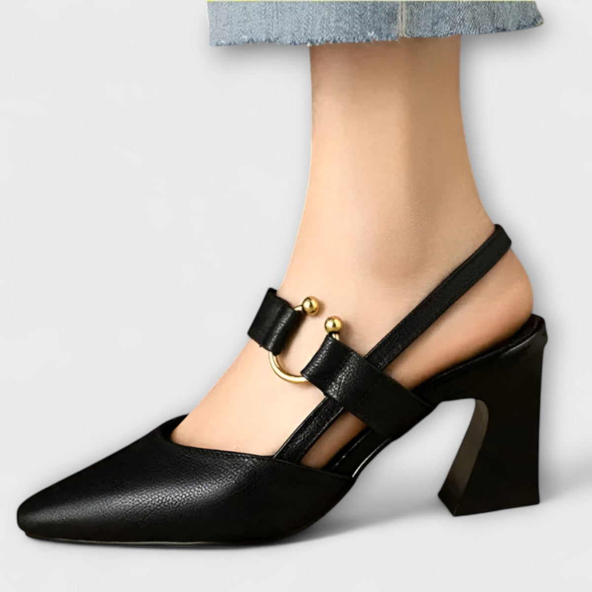 Marte - Elegante Spenne-hælrem-pumps