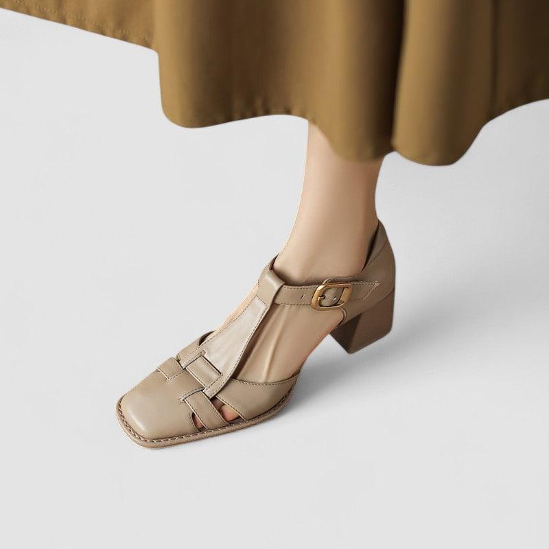 Unni - Pumps med T-rem og blokkhæl