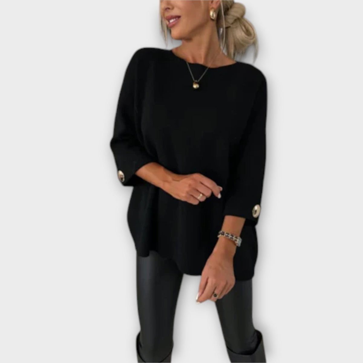 Gudrun - Hvit elegant strikkbluse