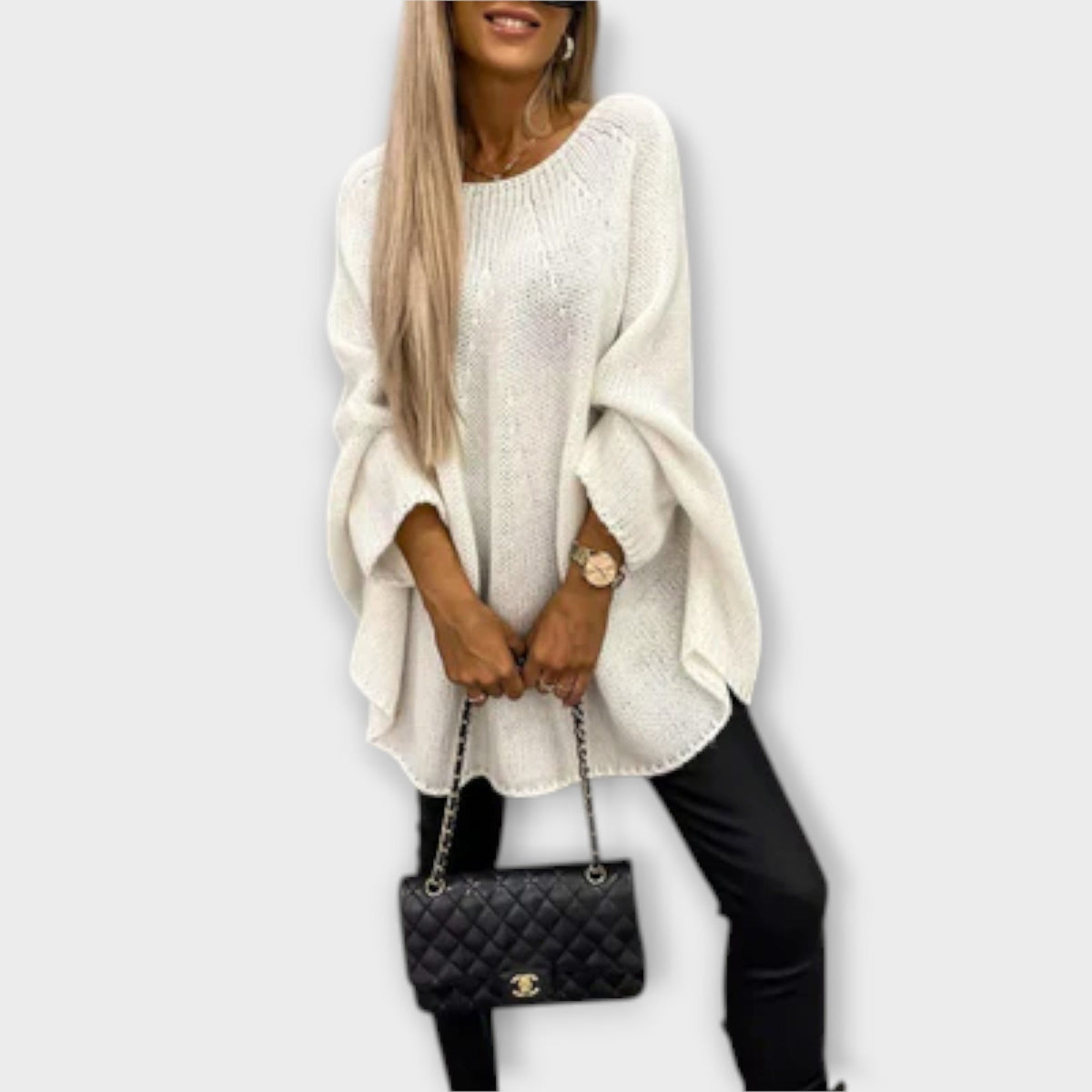 Unni - Beige damegenser med rund hals