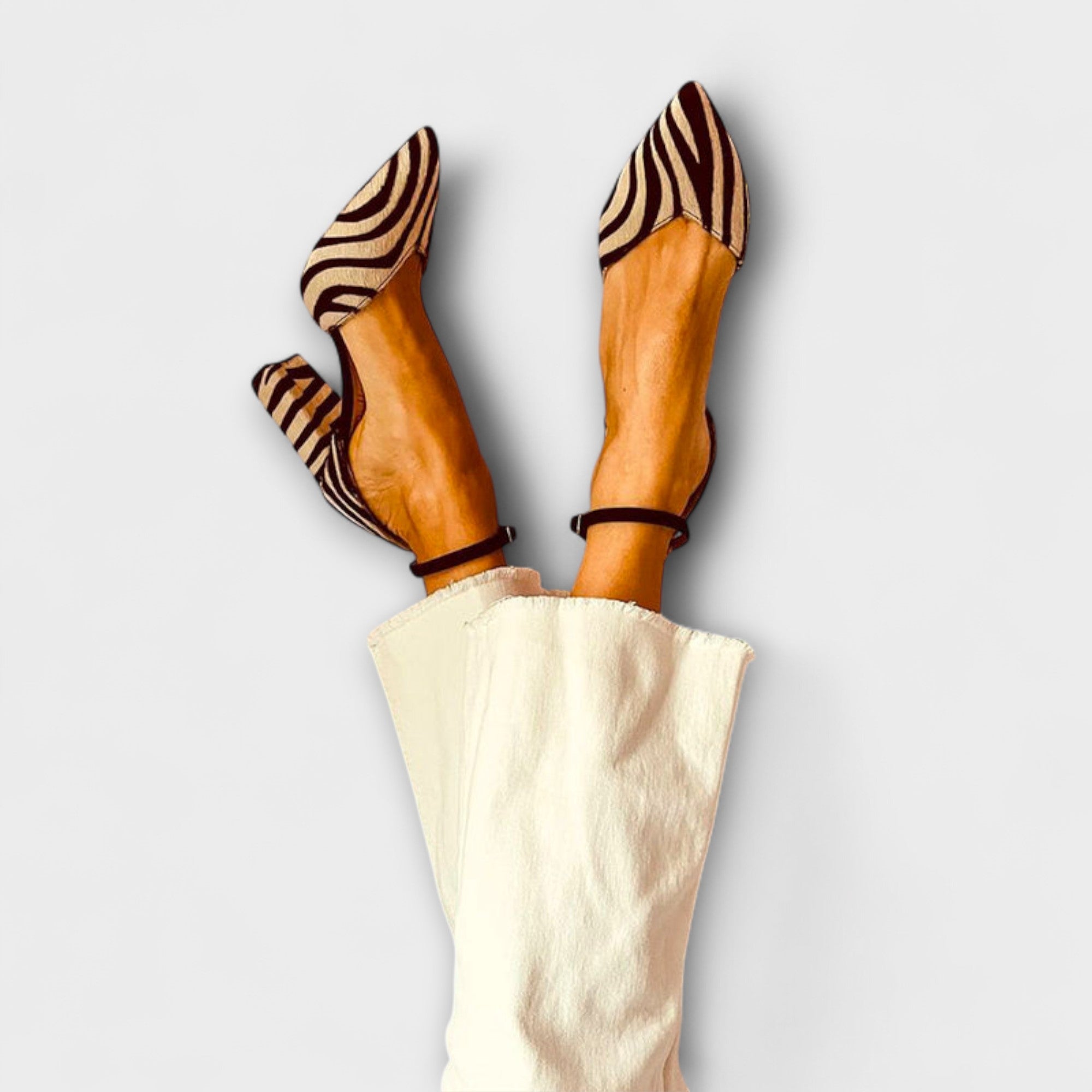 Camilla - Markant-pumps i zebra-print