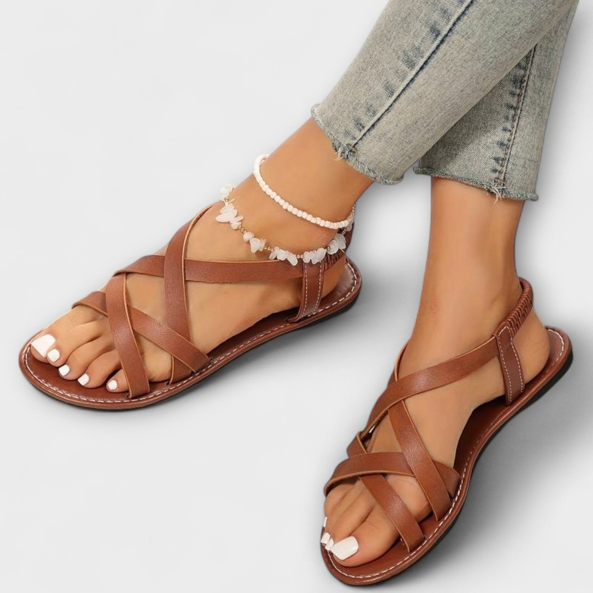 Ellen - Sandaler med kryssremmer