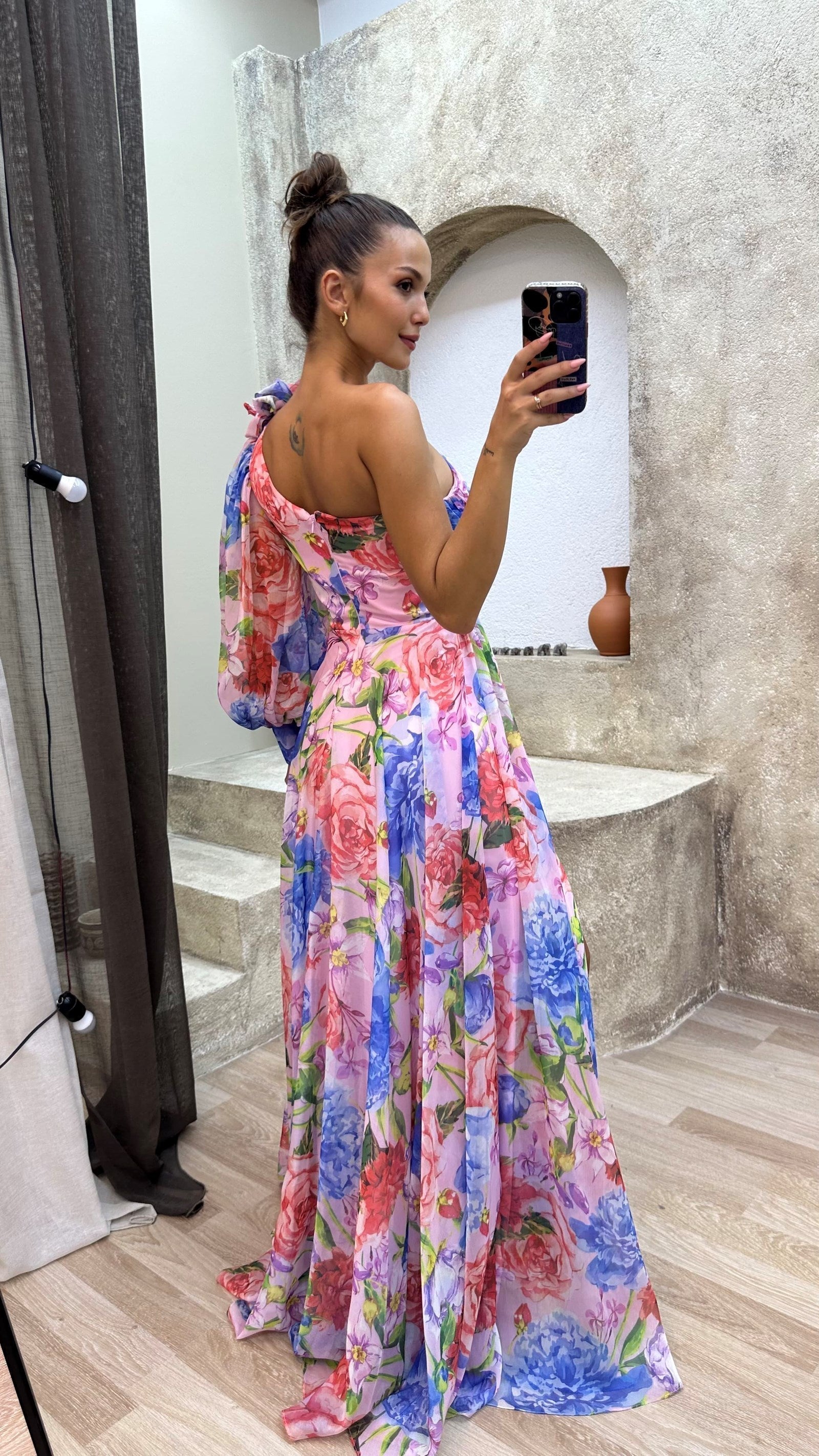 Ellen - Lilla Én-skuldret lang kjole med Blomster