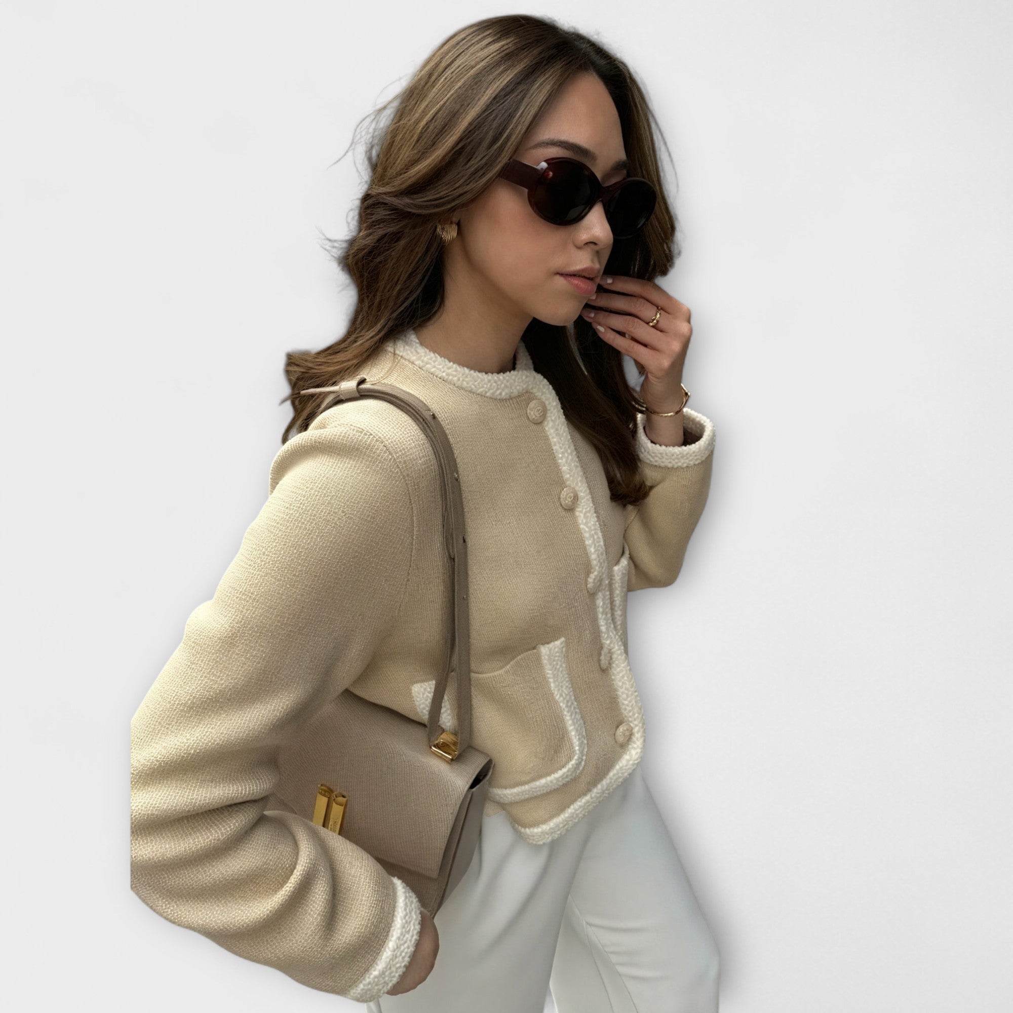 Sofie - Klassisk beige jakke med dekorative lommer