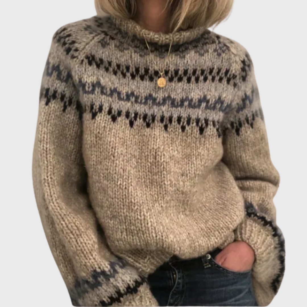 Karin - Beige supermyk genser med norsk mønster