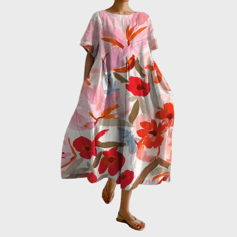 Solveig - Lys rosa kjole med valmuer