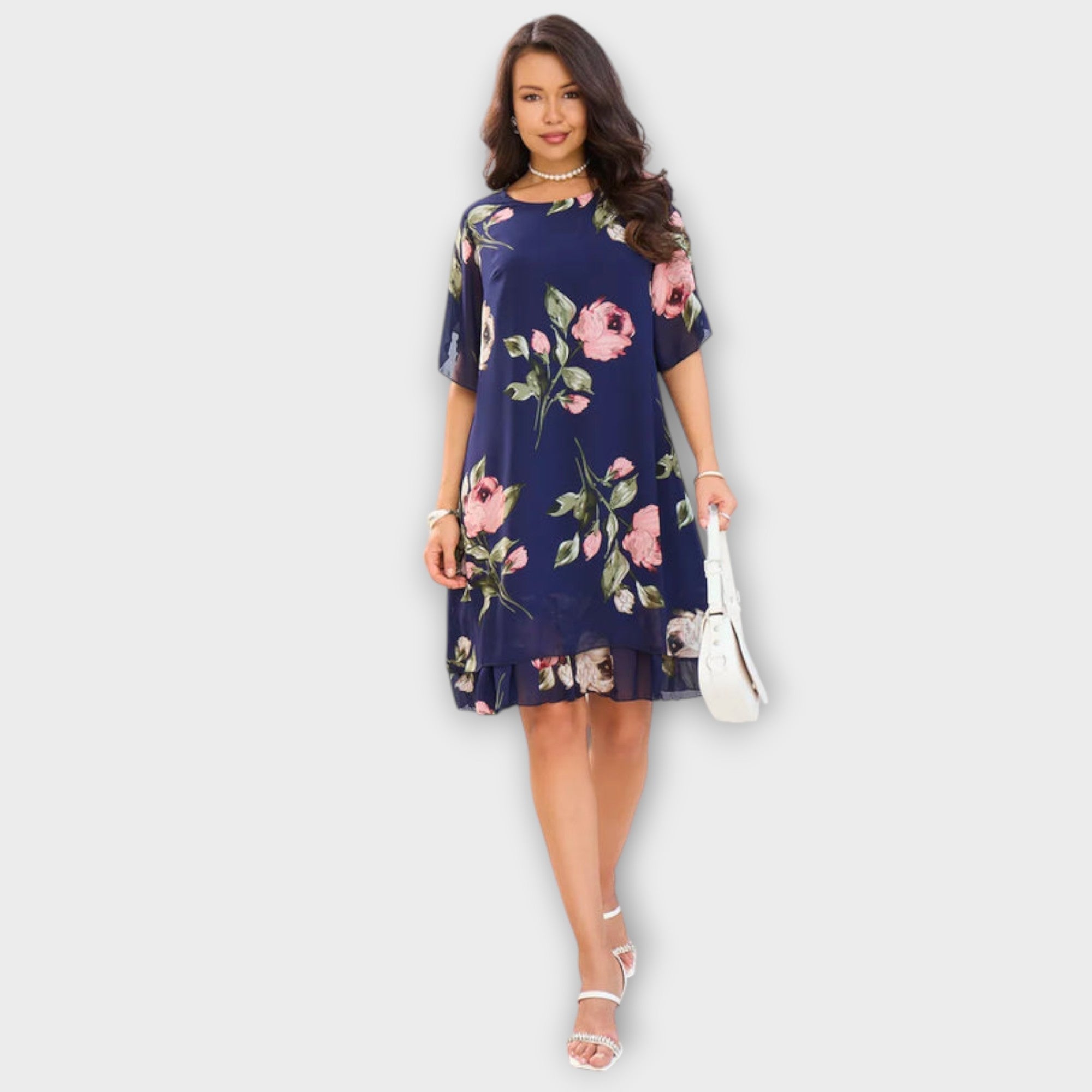 Helene - Svart chiffonkjole med blomstermønster
