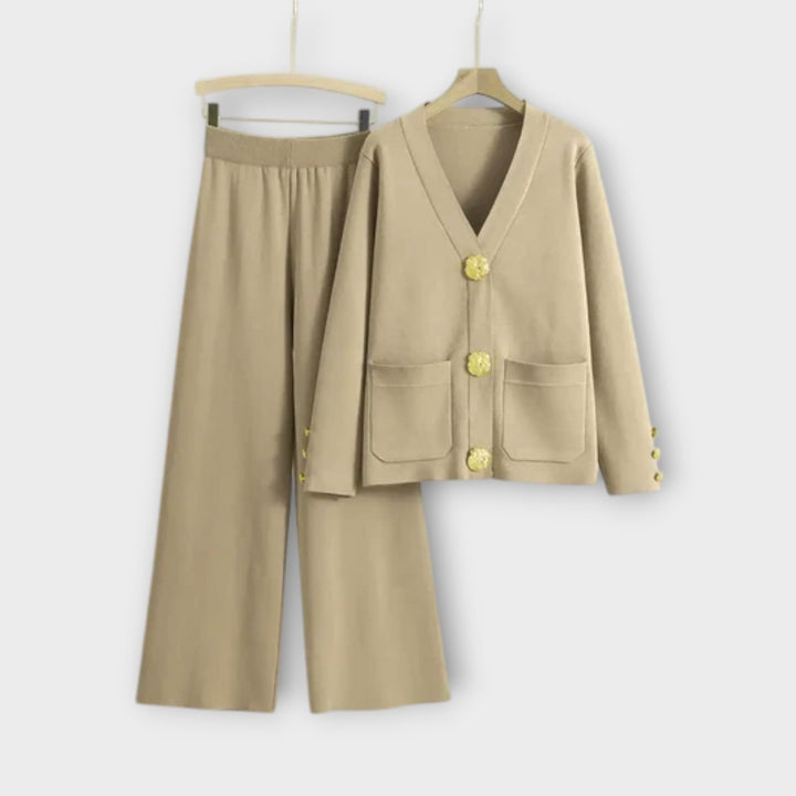 Torill - Kremfarget elegant sett med cardigan