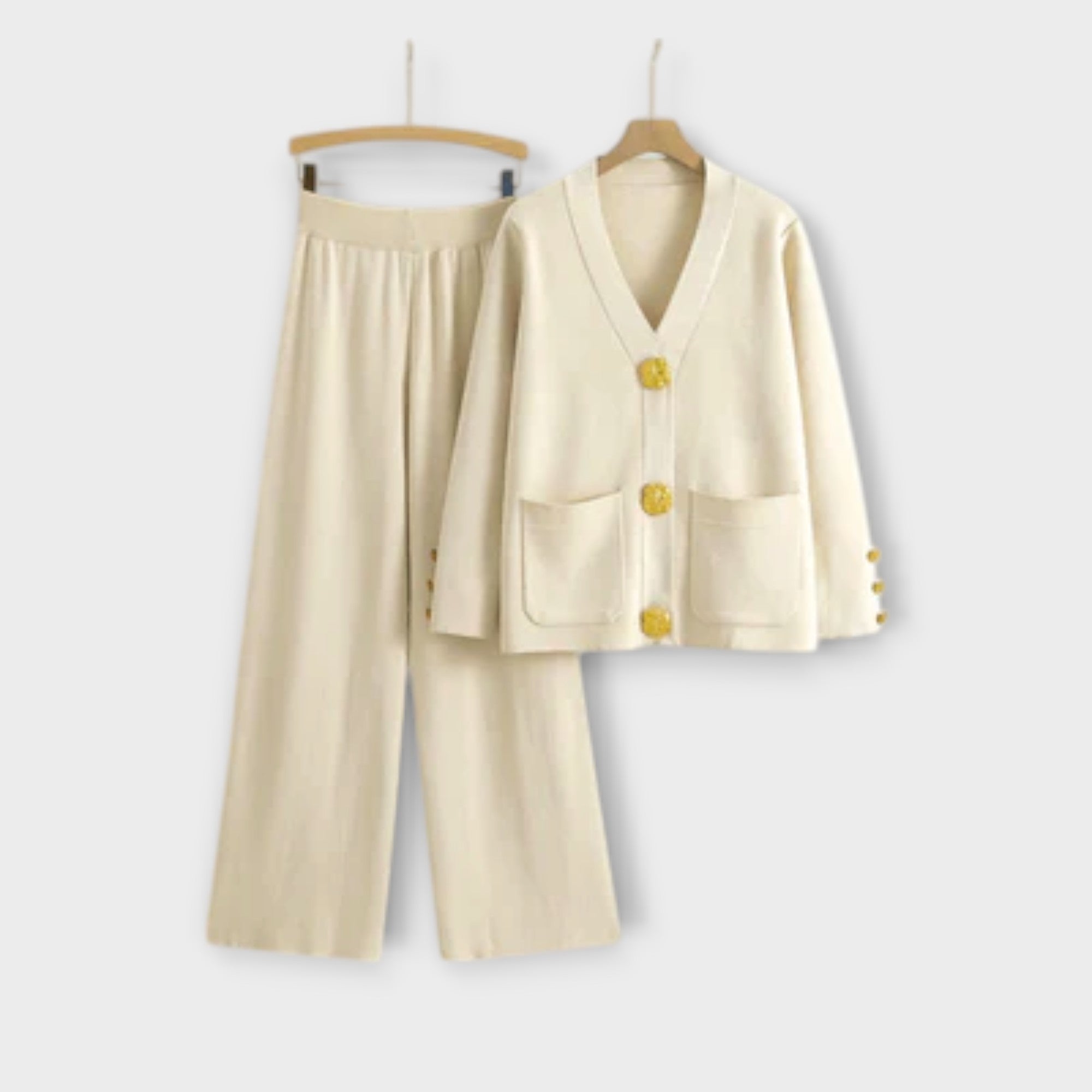 Torill - Kremfarget elegant sett med cardigan