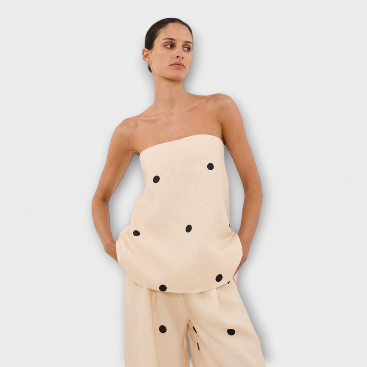 Marianne - Beige Prikkete buksedress