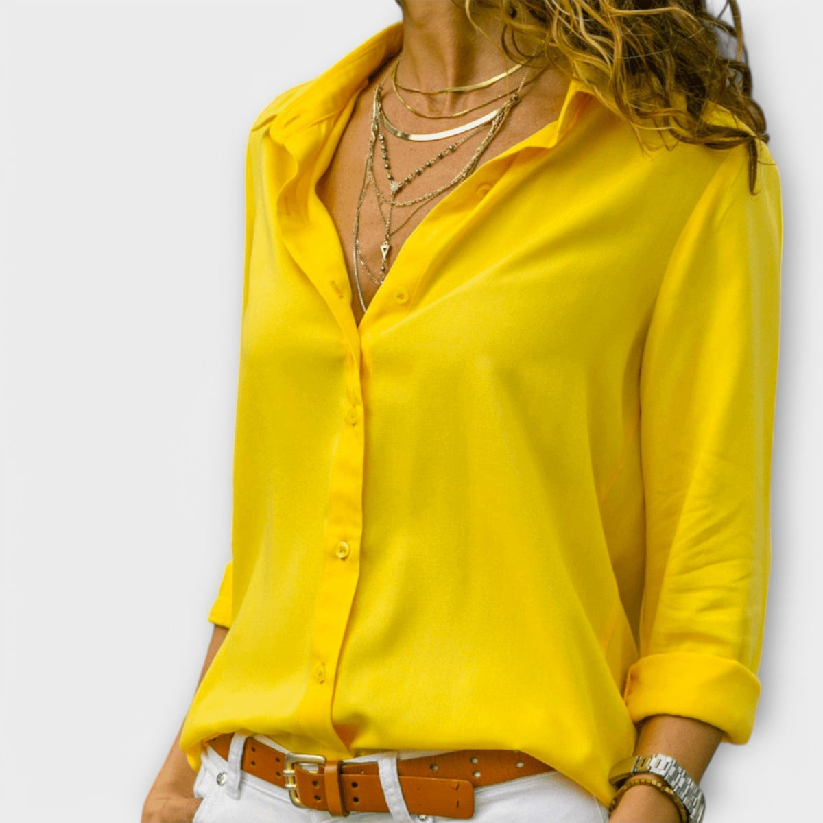 Sigrid - Hvit elegant satengbluse