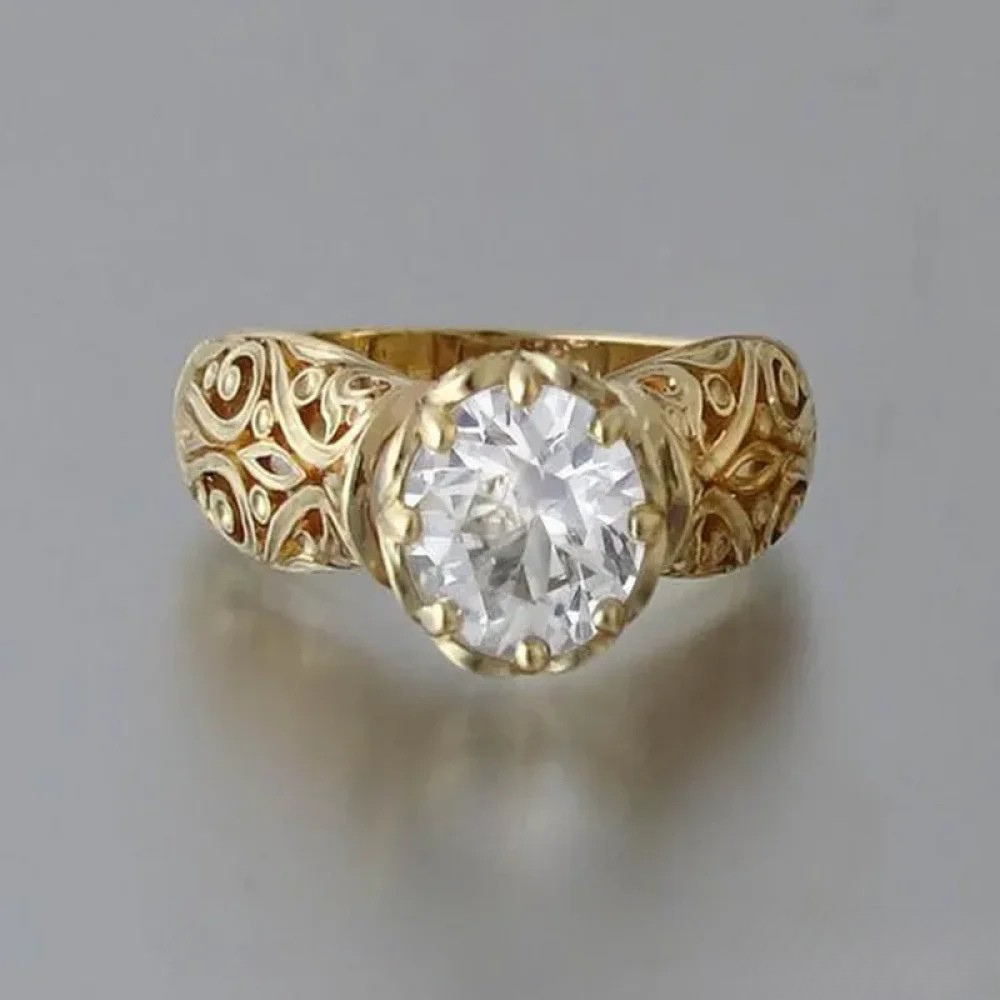 Julie - Elegant ring med hvit
