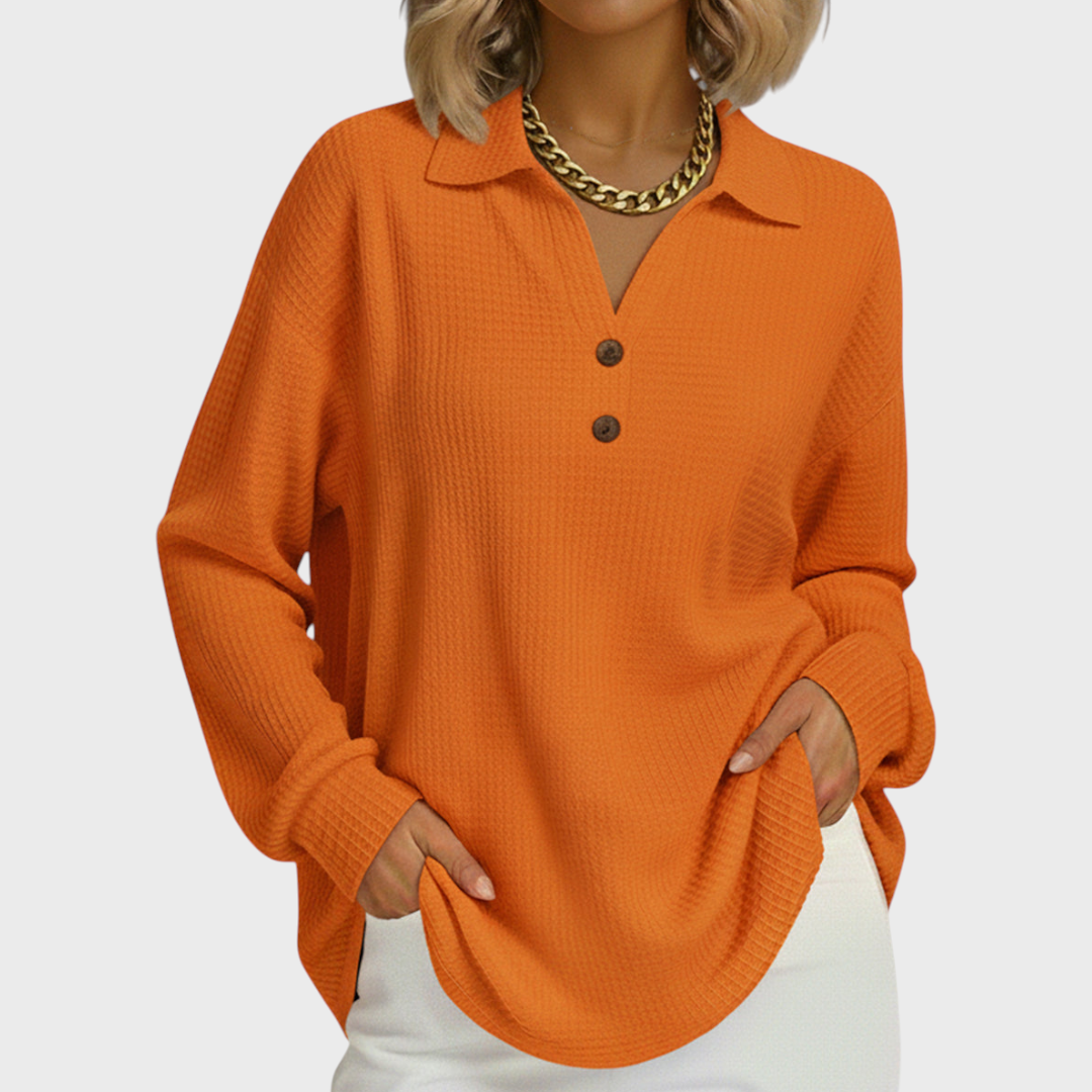 Berit - Oransje genser med polo-krage