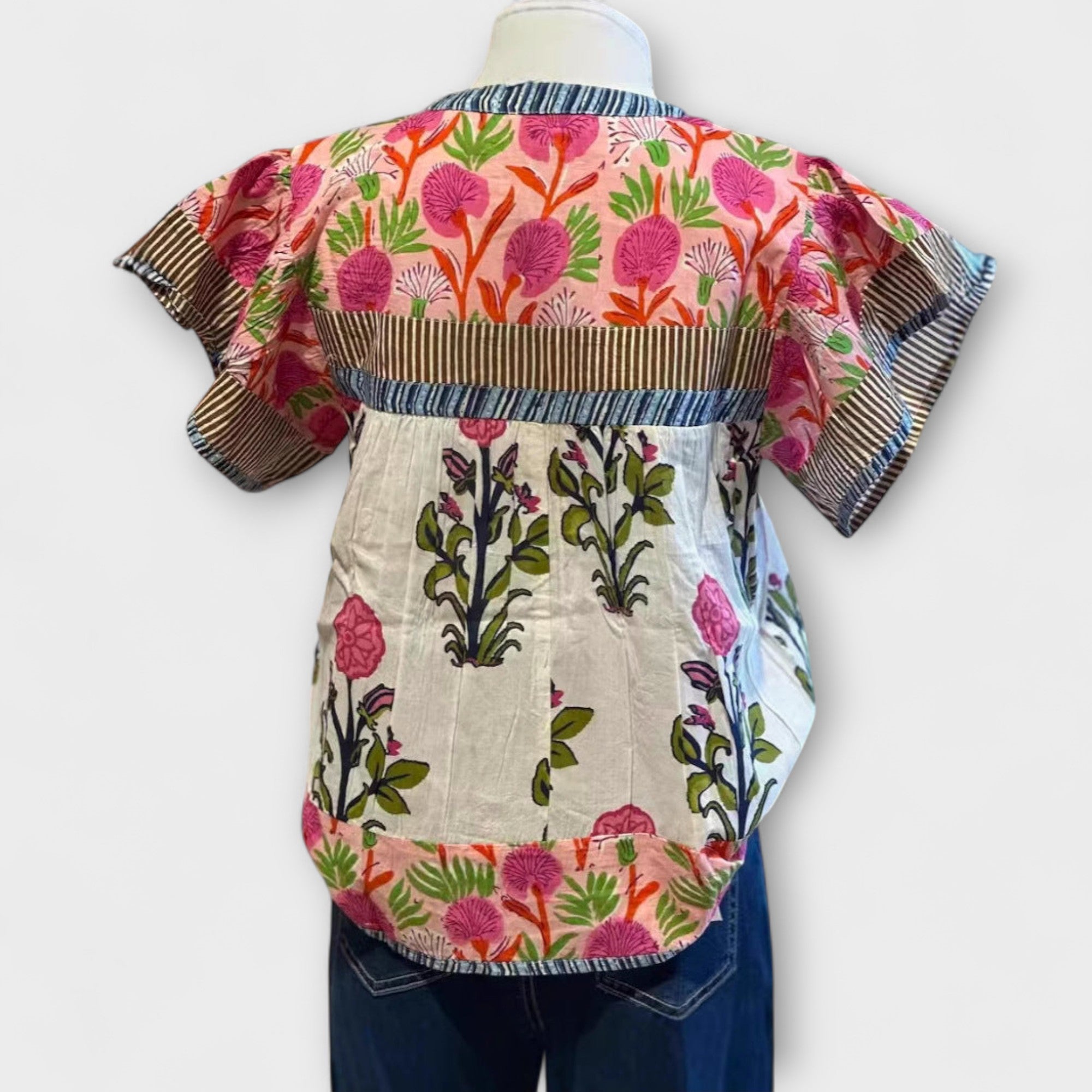 Thea - Hvit bohembluse med blomsterbroderi