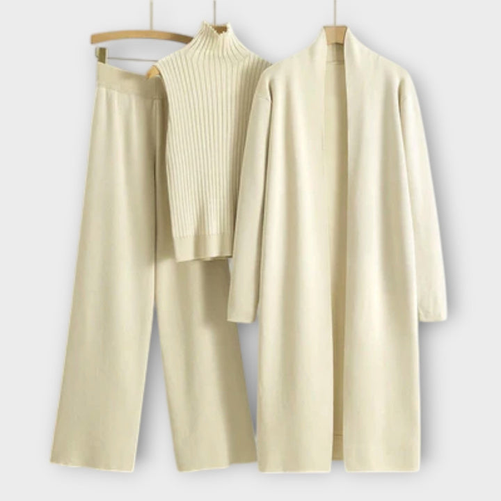 Eldbjørg - Tredelt strikkesett i khaki
