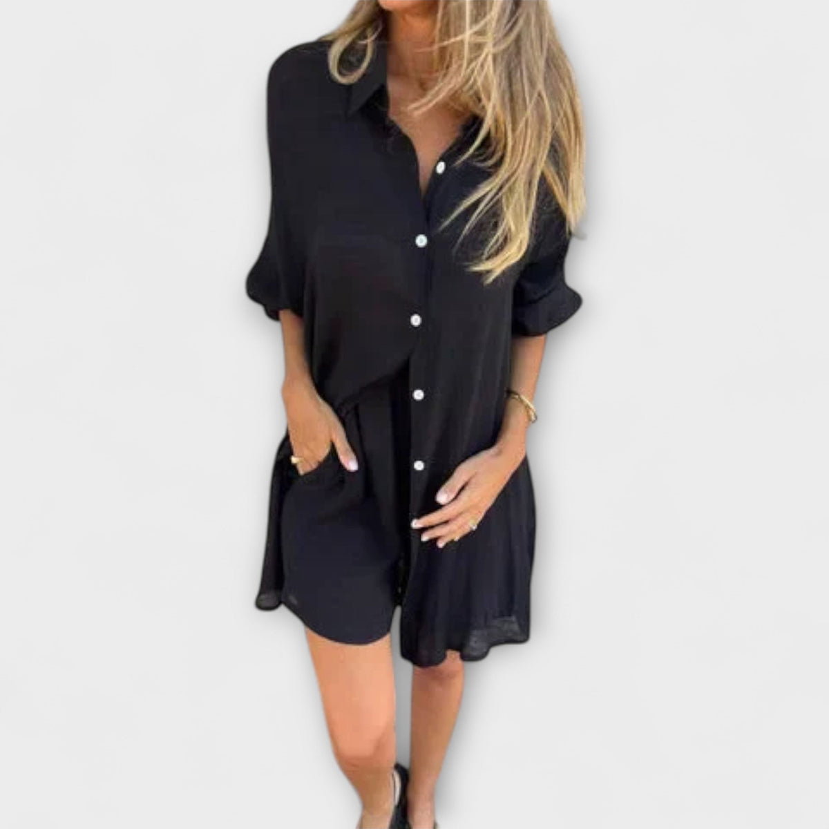 Jenny - Grått sett med bluse og shorts