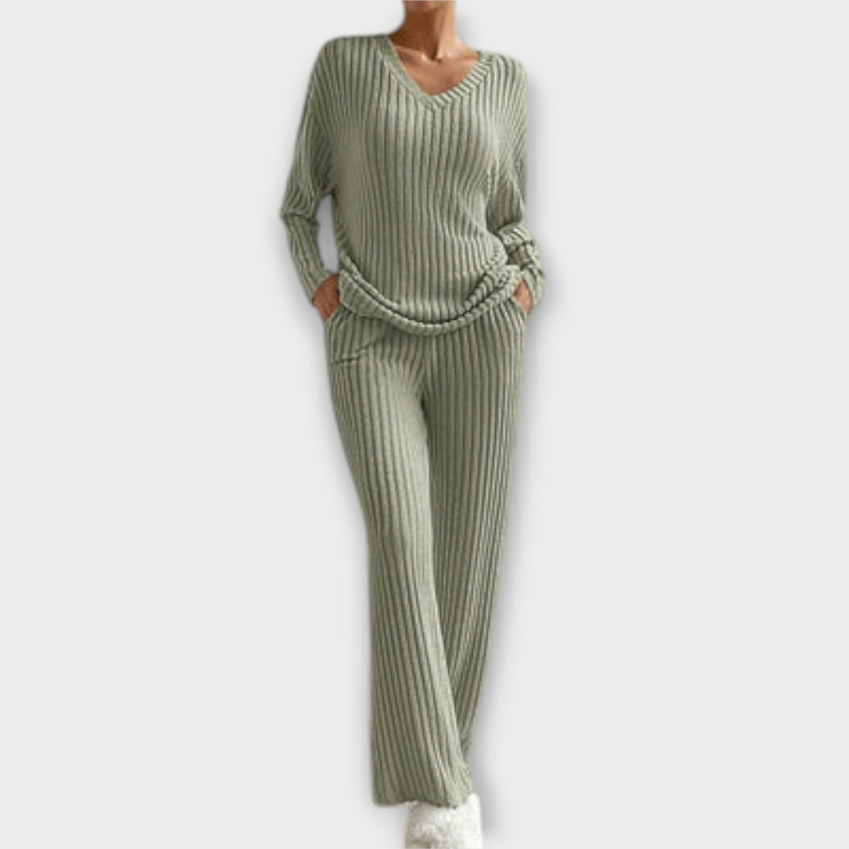 Sigrun - Beige koselige strikkesett