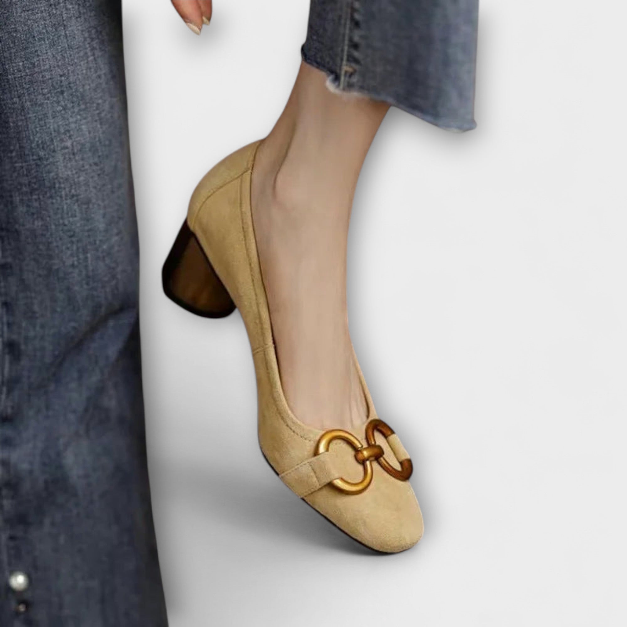 Silje - Pumps med gylden spenne
