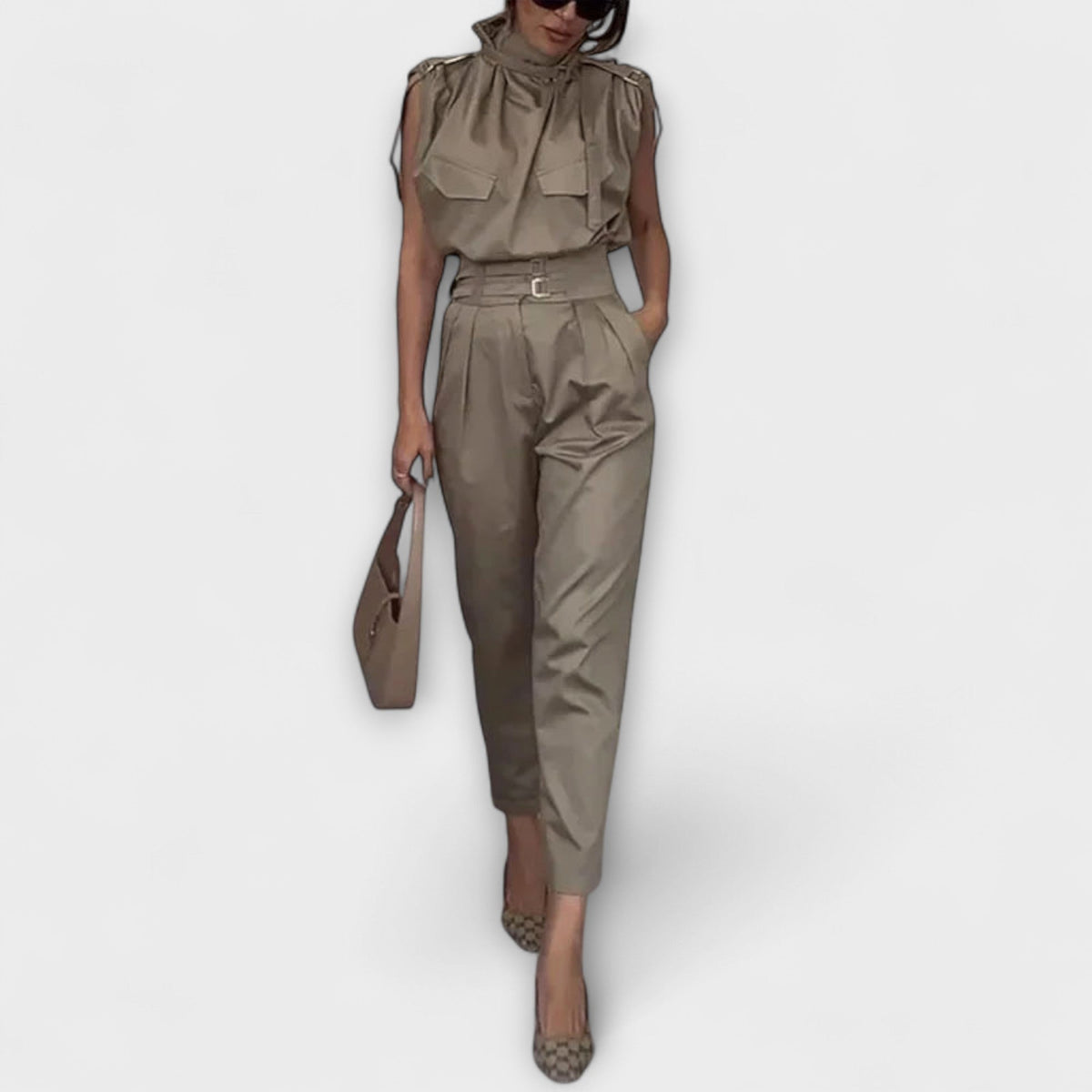 Berit - Khakifarget elegant buksedress-sett