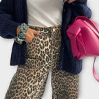Guro - Nostalgiske jeans med leopardmønster