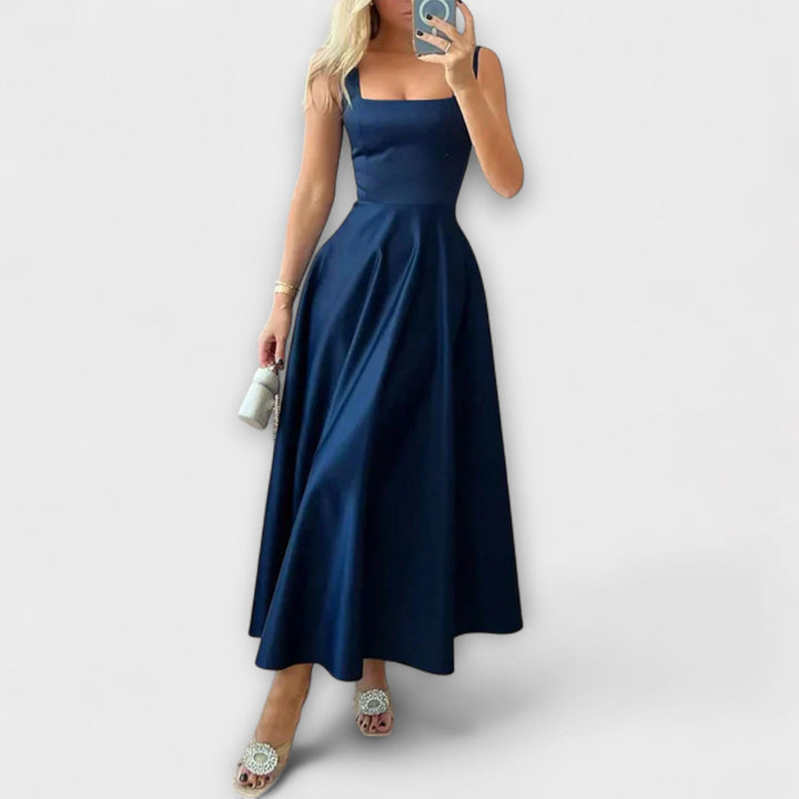 Torunn - Elegantes schwarzes knielanges Kleid