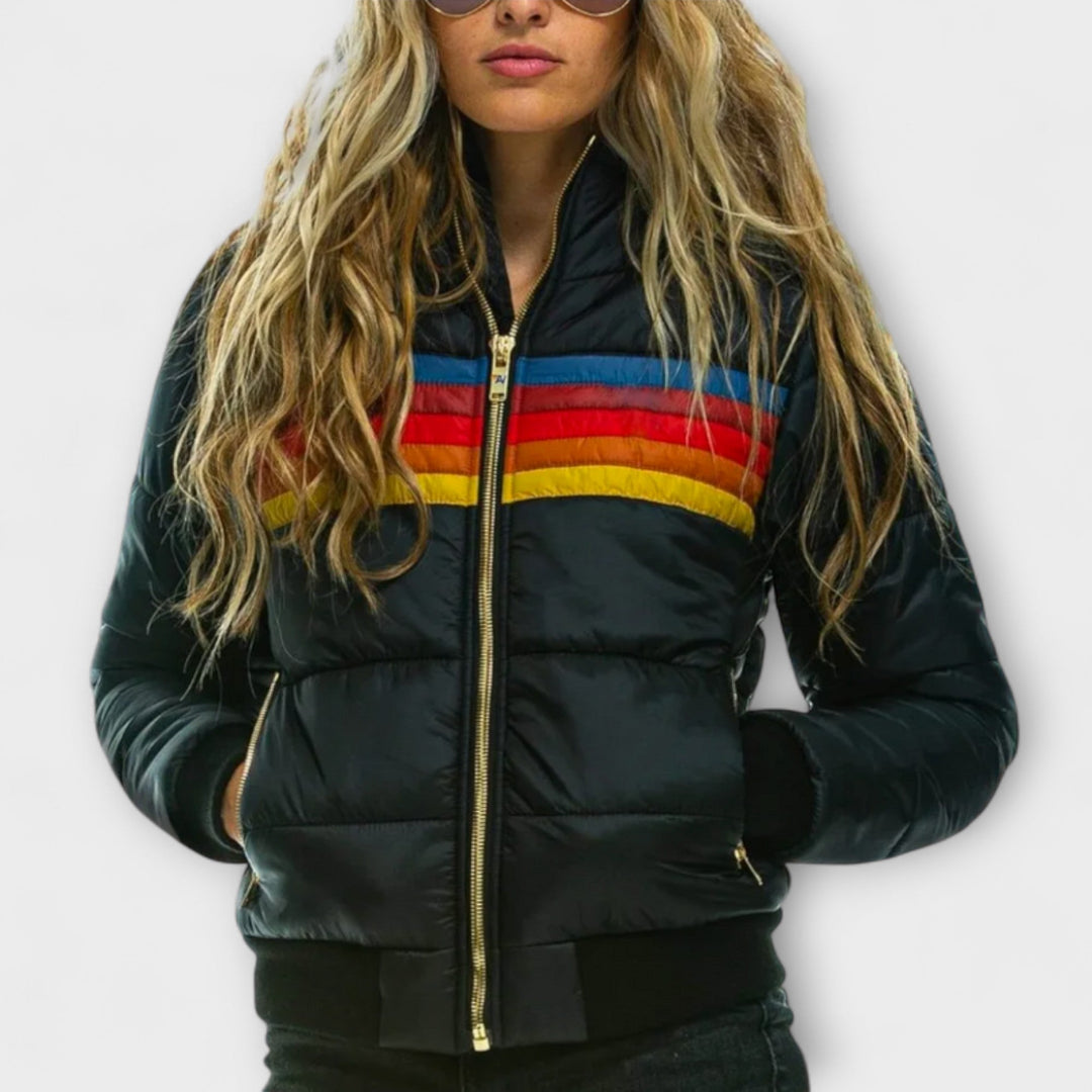 Marte – Fargerik nostalgisk parkas med fuskepelshette