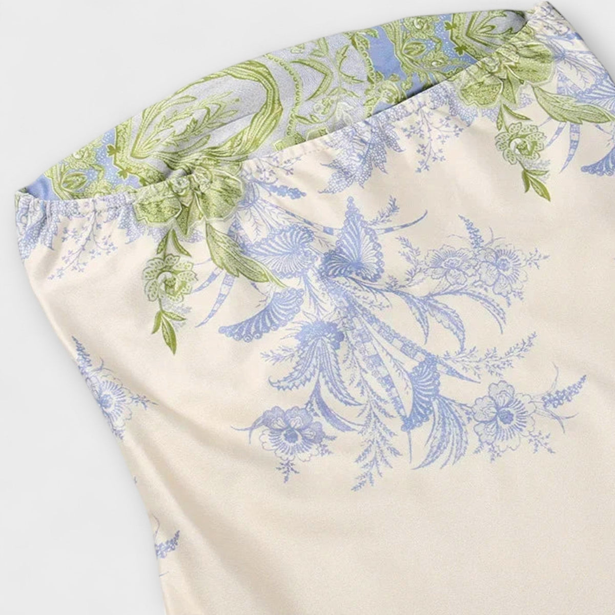 Eli - Kremfarget strapless kjole fra Sea & Salt