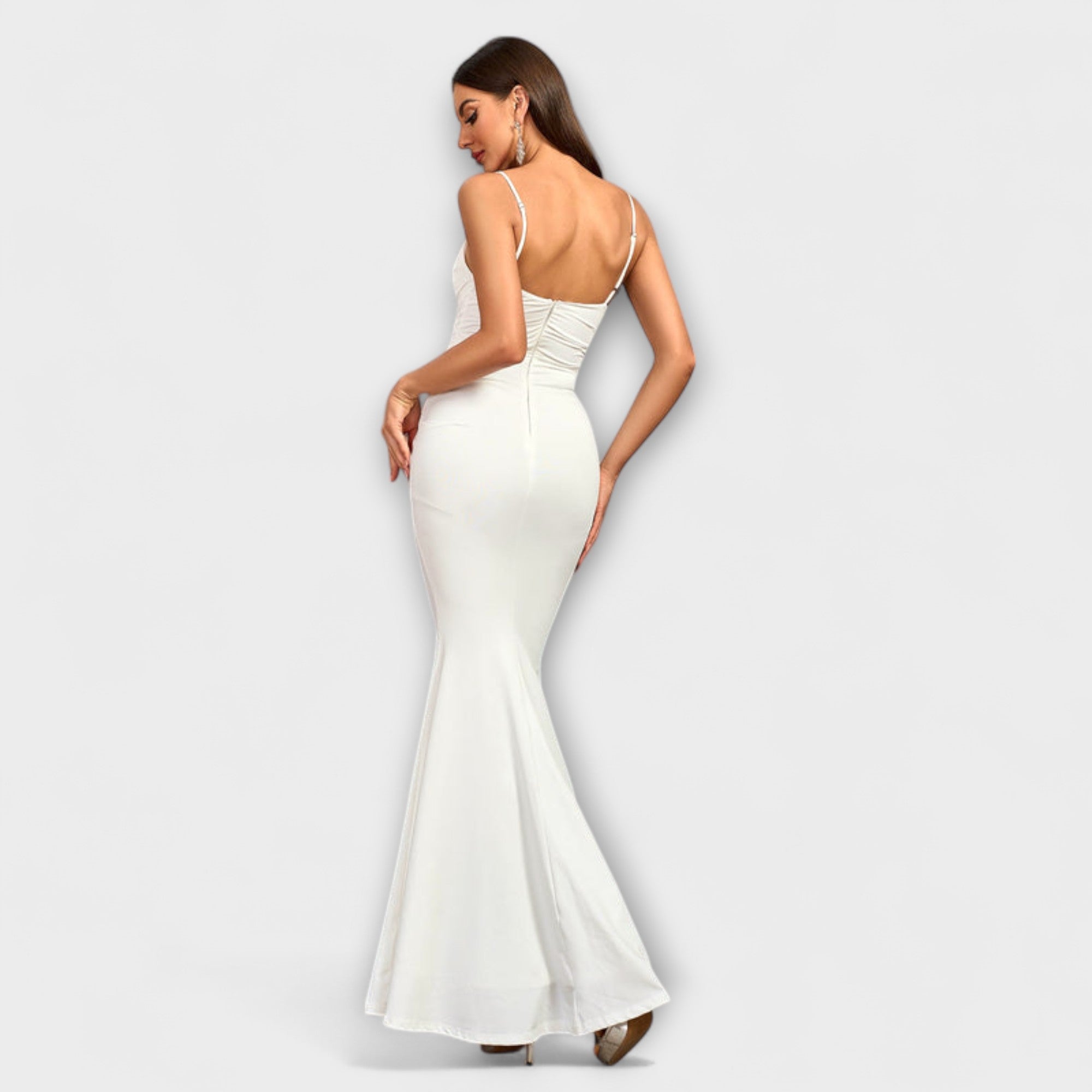 Tiril - Beige elegant volangkjole