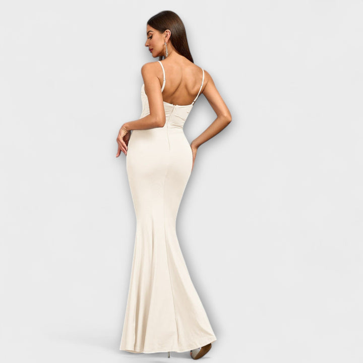 Tiril - Beige elegant volangkjole