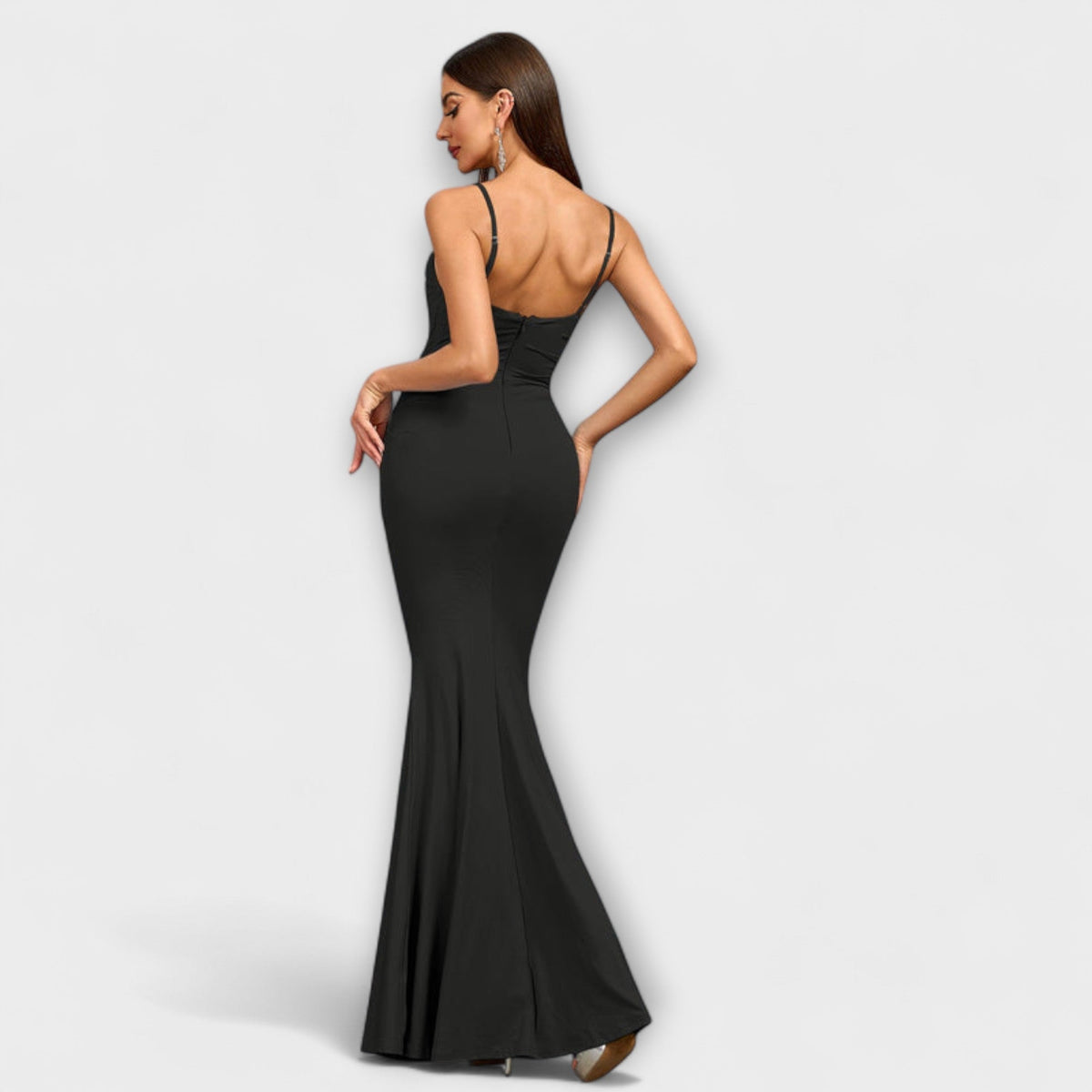 Tiril - Beige elegant volangkjole