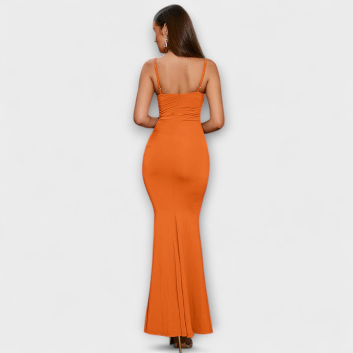 Tiril - Beige elegant volangkjole