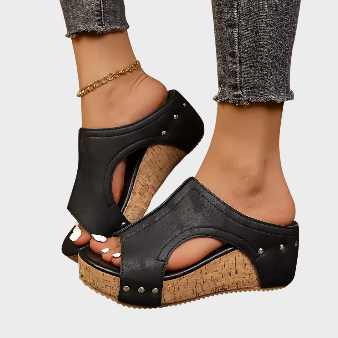 Emma - Sommerlige kile-sandaler