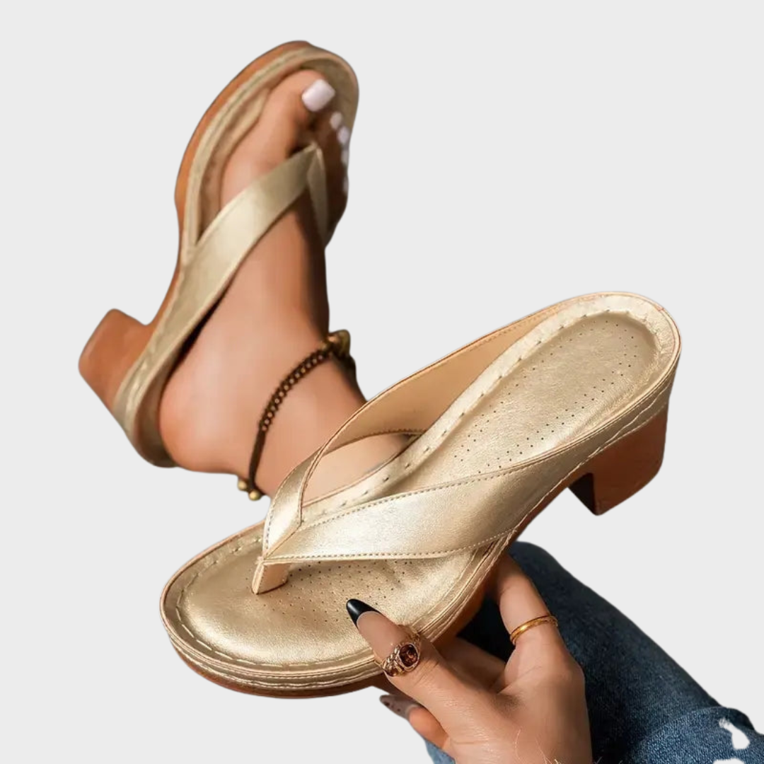 Maren - Elegante Tåsteg-Sandaler
