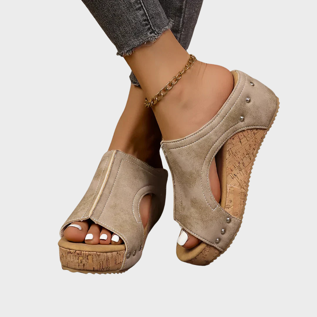 Emma - Sommerlige kile-sandaler