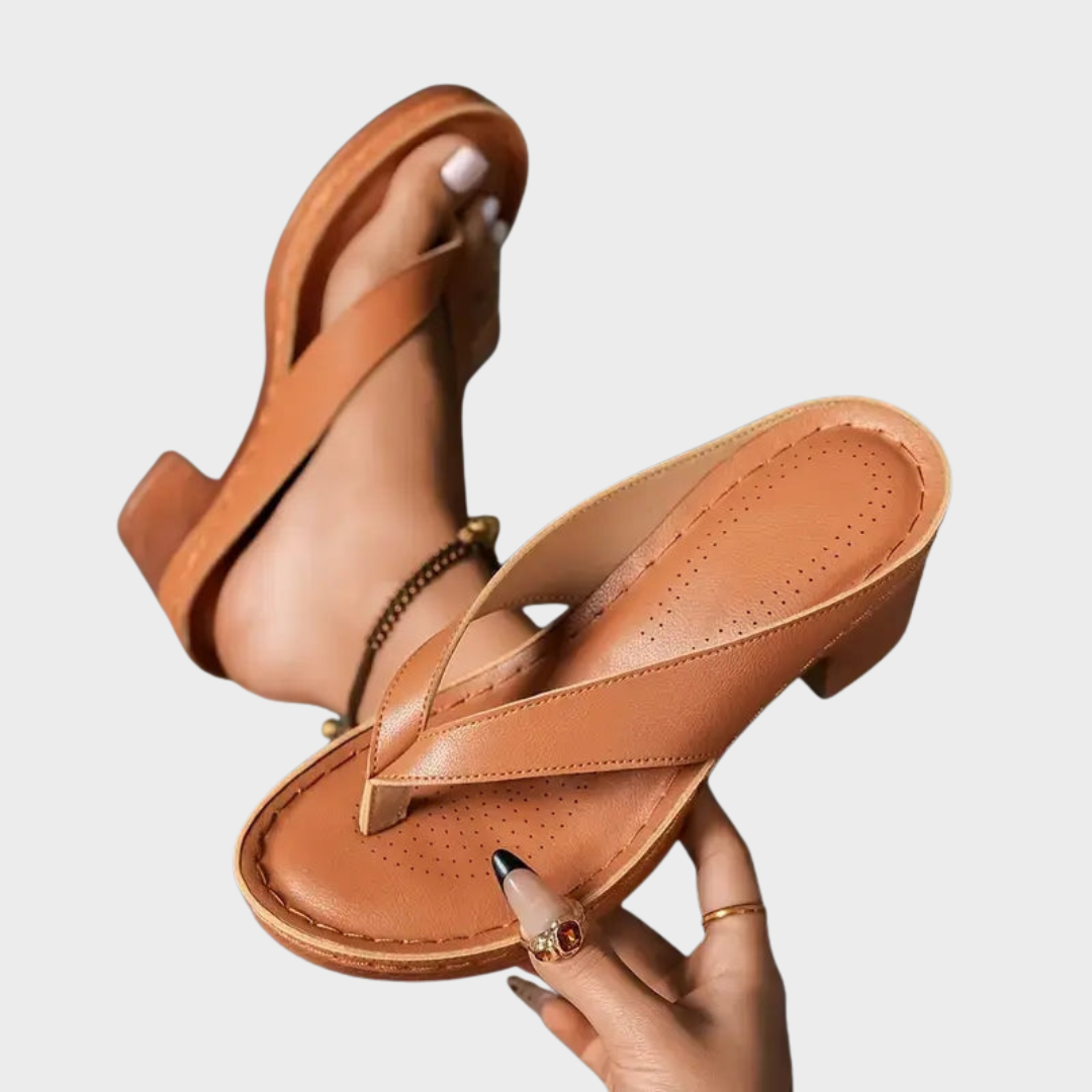 Maren - Elegante Tåsteg-Sandaler