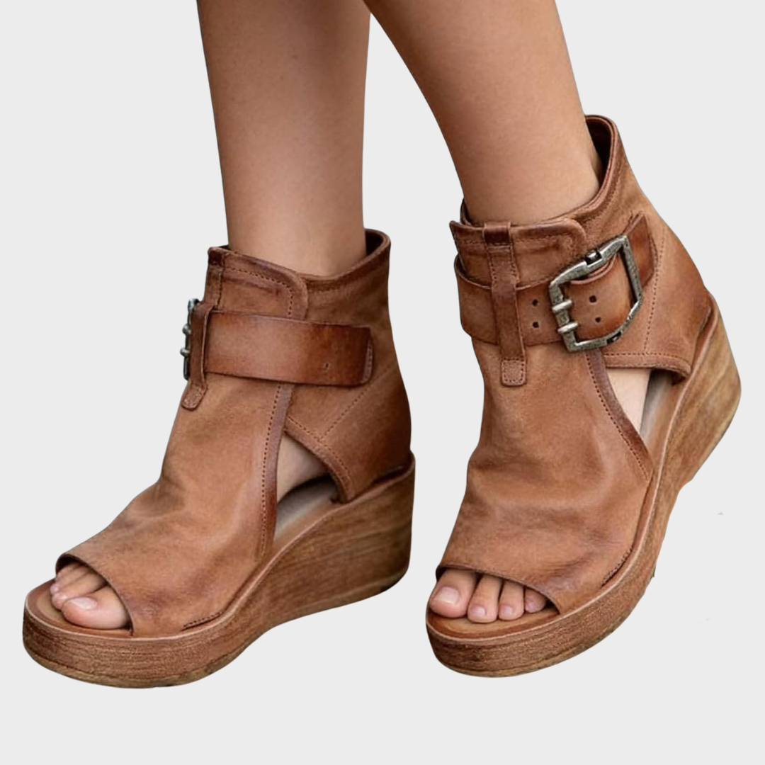Hanne - Sommerlige kile-sandaler i nostalgisk stil