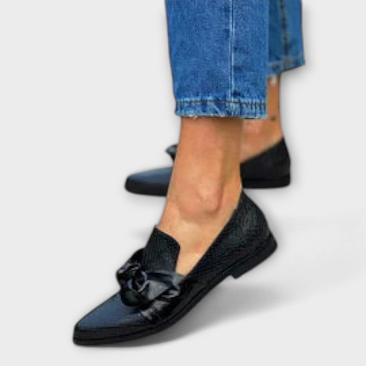 Trine - Loafers med sløyfe i slangeskinnmønster