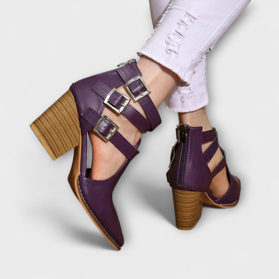 Mari - Lilla pumps med kryssrem