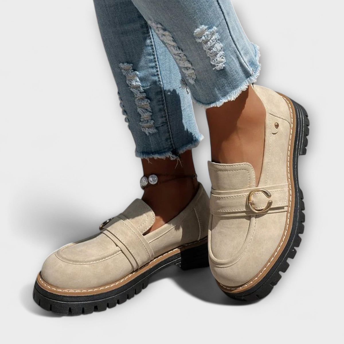 Thea - Beige platåloafer