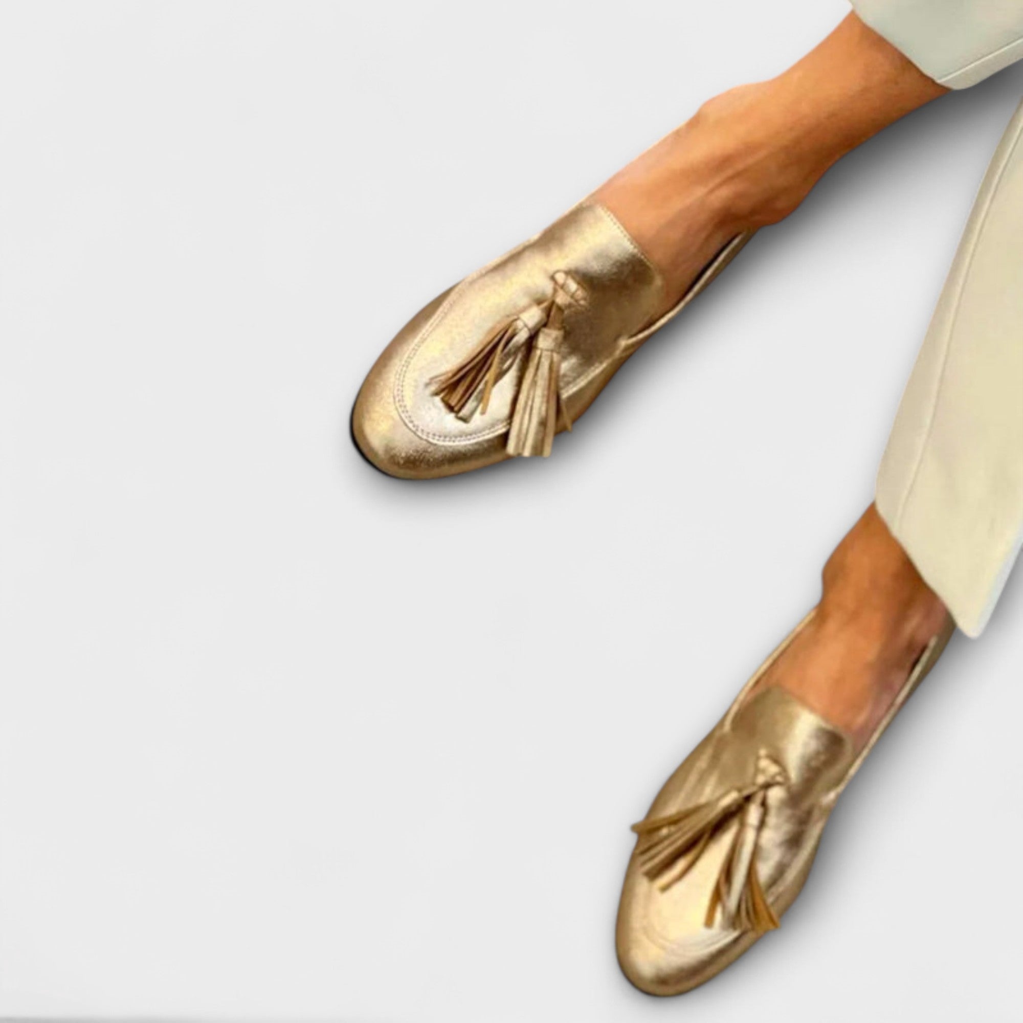 Åse - Gyldne Loafers med knapper