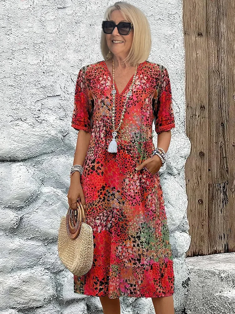 Anne - Rød knelang kjole med blomstermønster