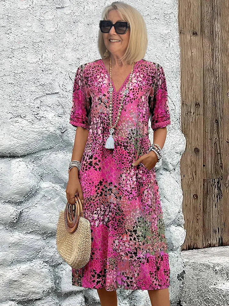 Anne - Rød knelang kjole med blomstermønster