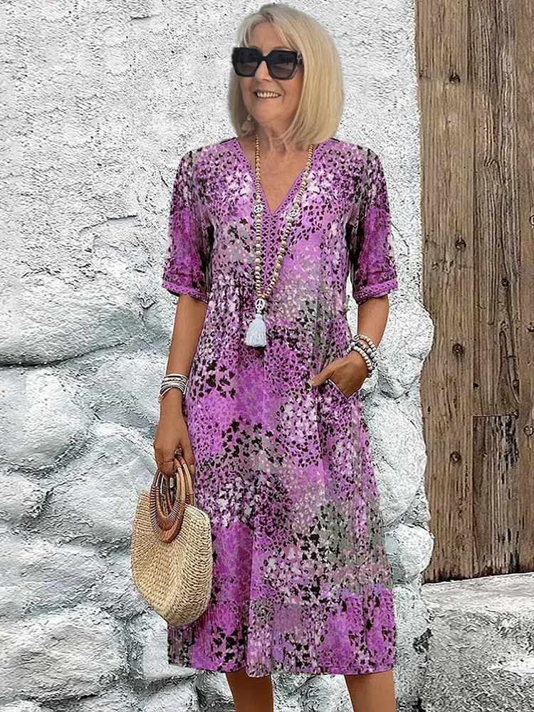 Anne - Rød knelang kjole med blomstermønster