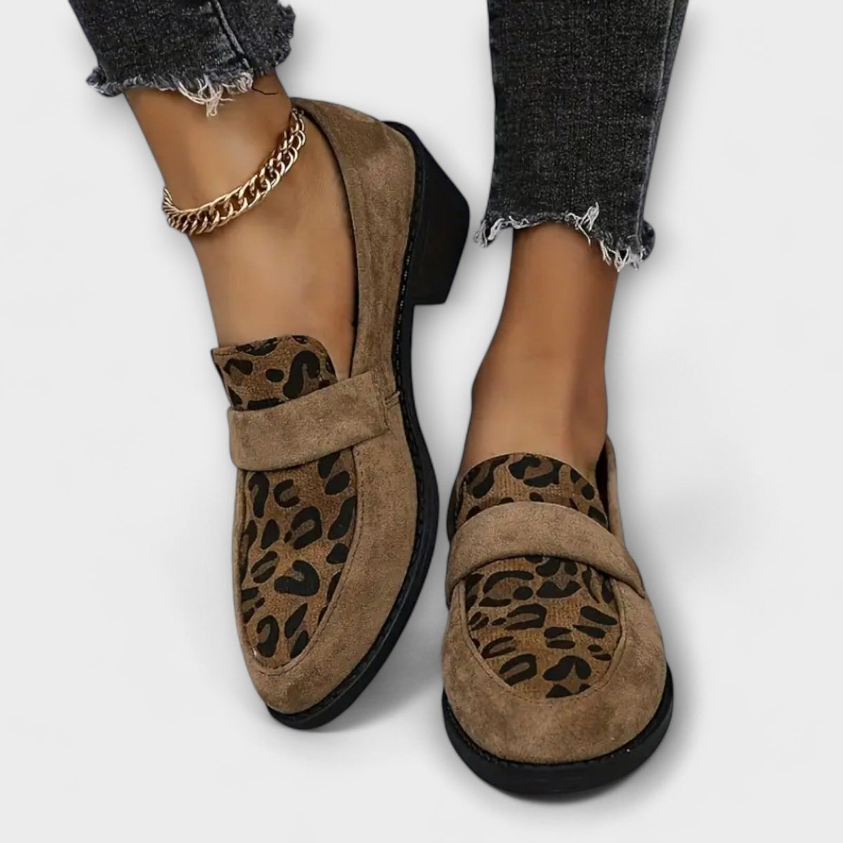 Hege - Semsket loafers med leopardfôr