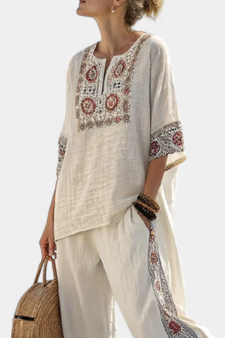 Anne - Beige middelhavssett med broderi